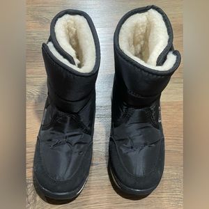 Kids Enplei Sherpa lined winter boots